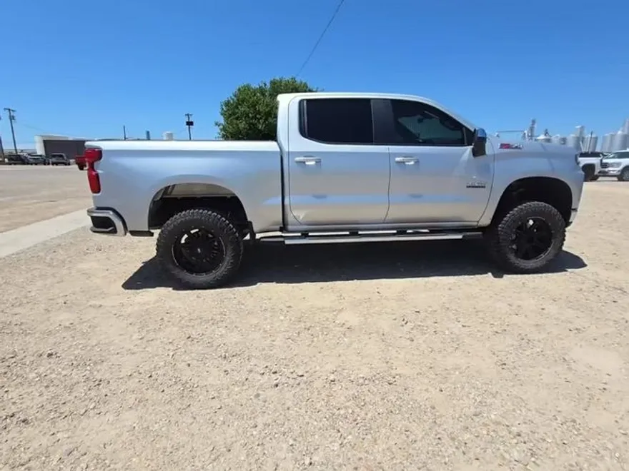 2022 Chevrolet Silverado 2500HD LTZ photo 1