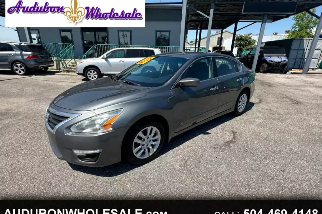 2015 Nissan Altima 2.5 S photo 1