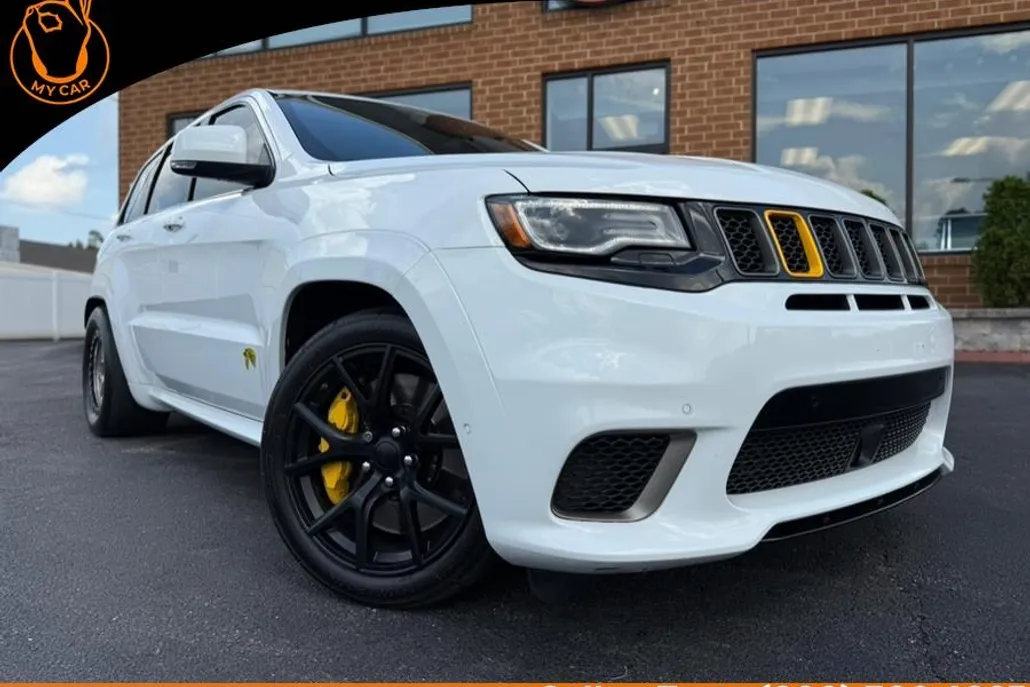 2021 Jeep Grand Cherokee Trackhawk photo 1