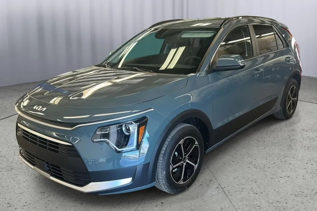 2025 Kia Niro EX photo 1