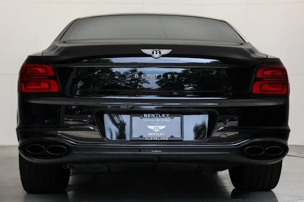 2023 Bentley Flying Spur S photo 1