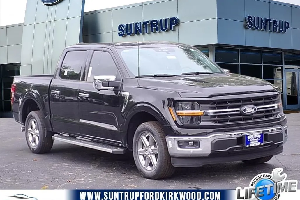 2025 Ford F-150 XLT photo 1