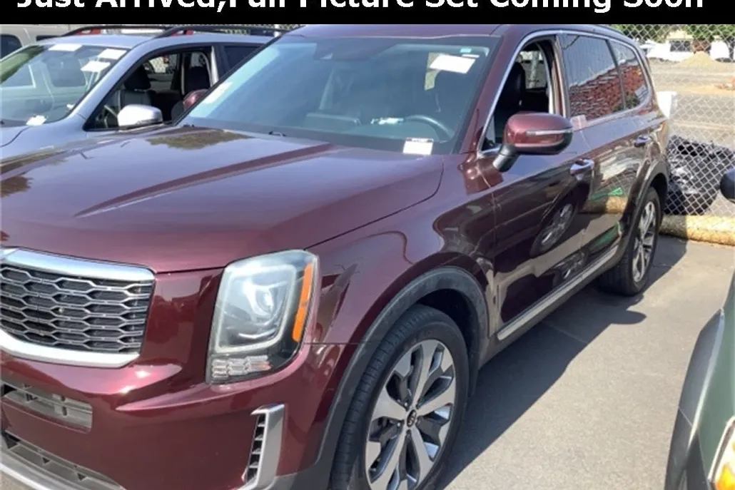 2020 Kia Telluride S photo 1