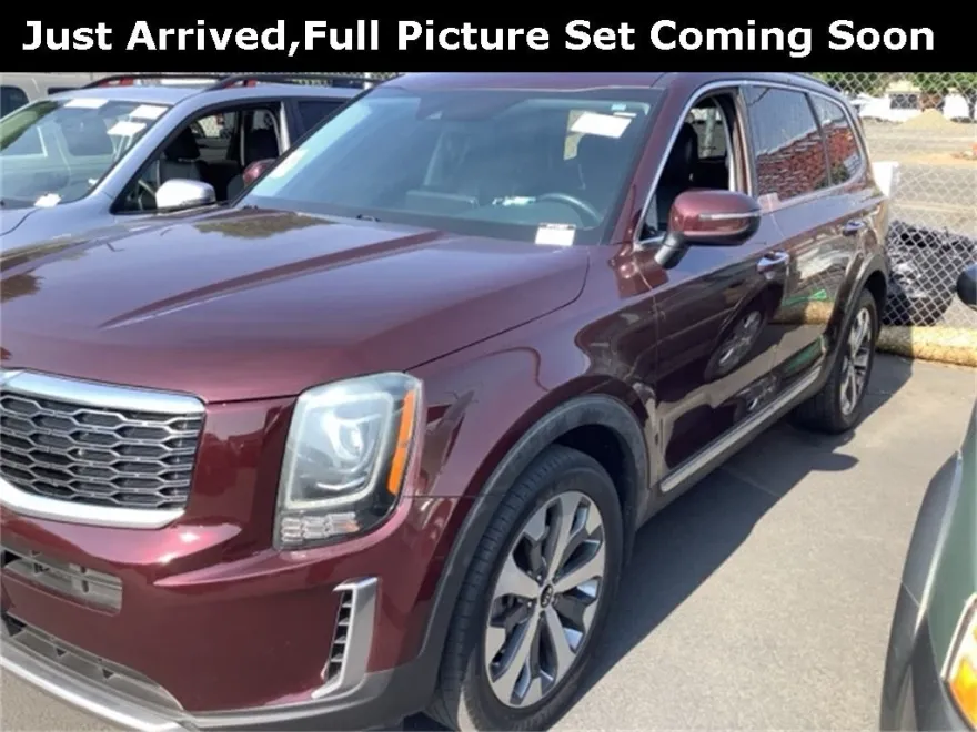 2020 Kia Telluride S photo 1