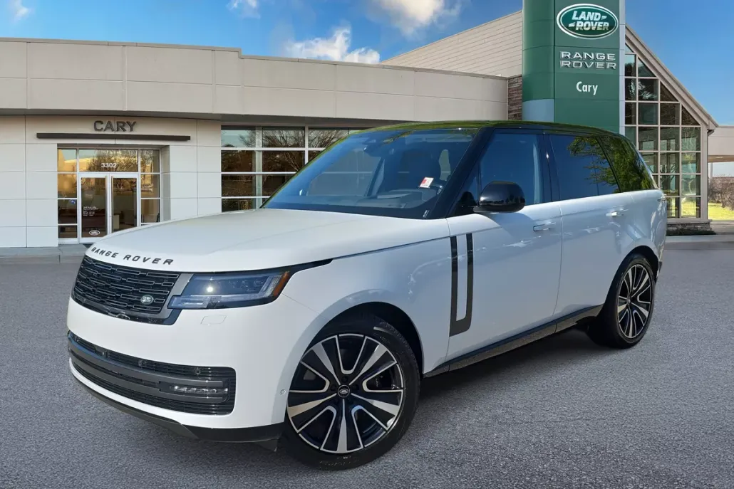 2025 Land Rover Range Rover SE photo 1
