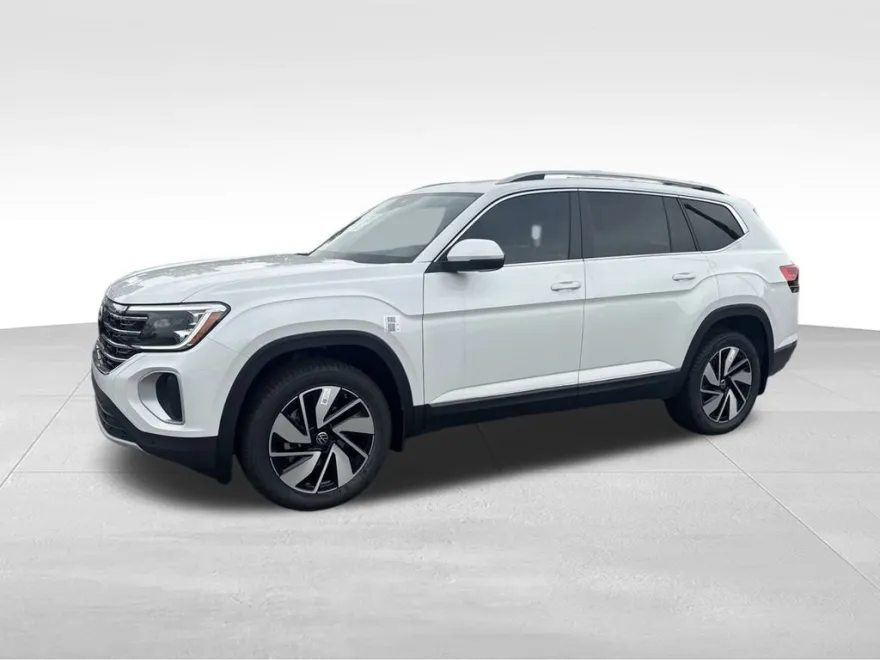 2025 Volkswagen Atlas SEL photo 1