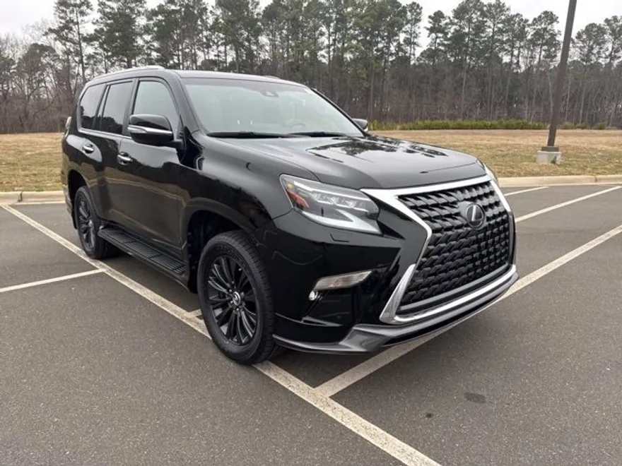 2023 Lexus GX 460 Premium photo 1