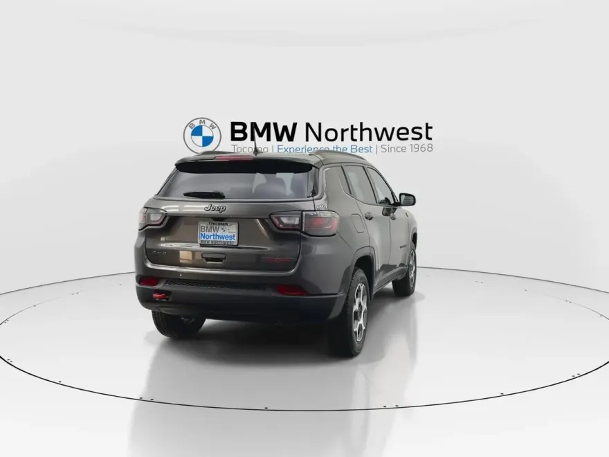 2022 Jeep Compass Trailhawk photo 1