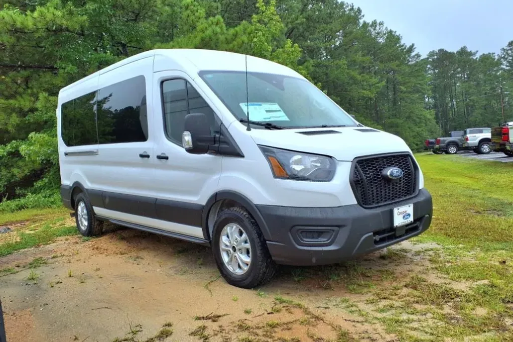 2025 Ford Transit photo 1