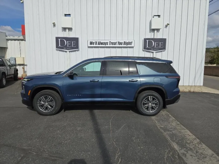 2025 Chevrolet Traverse photo 1