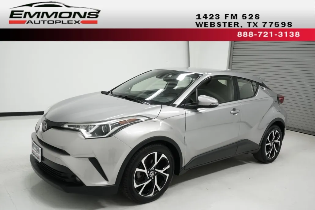 2018 Toyota C-HR XLE photo 1