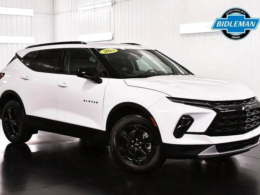 2025 Chevrolet Blazer 2LT photo 1