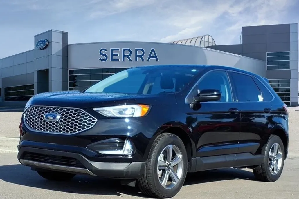 2023 Ford Edge SEL photo 1
