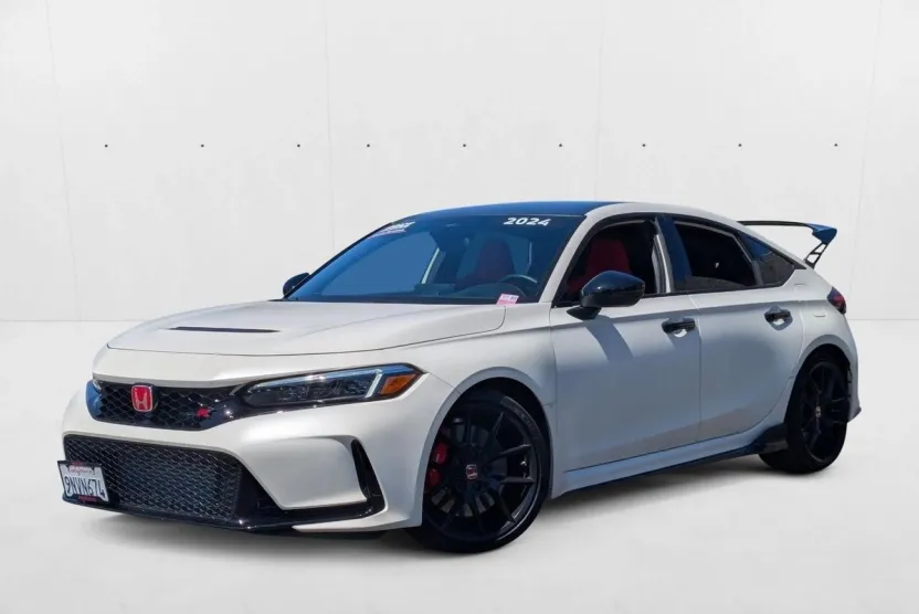 2024 Honda Civic Type R photo 1