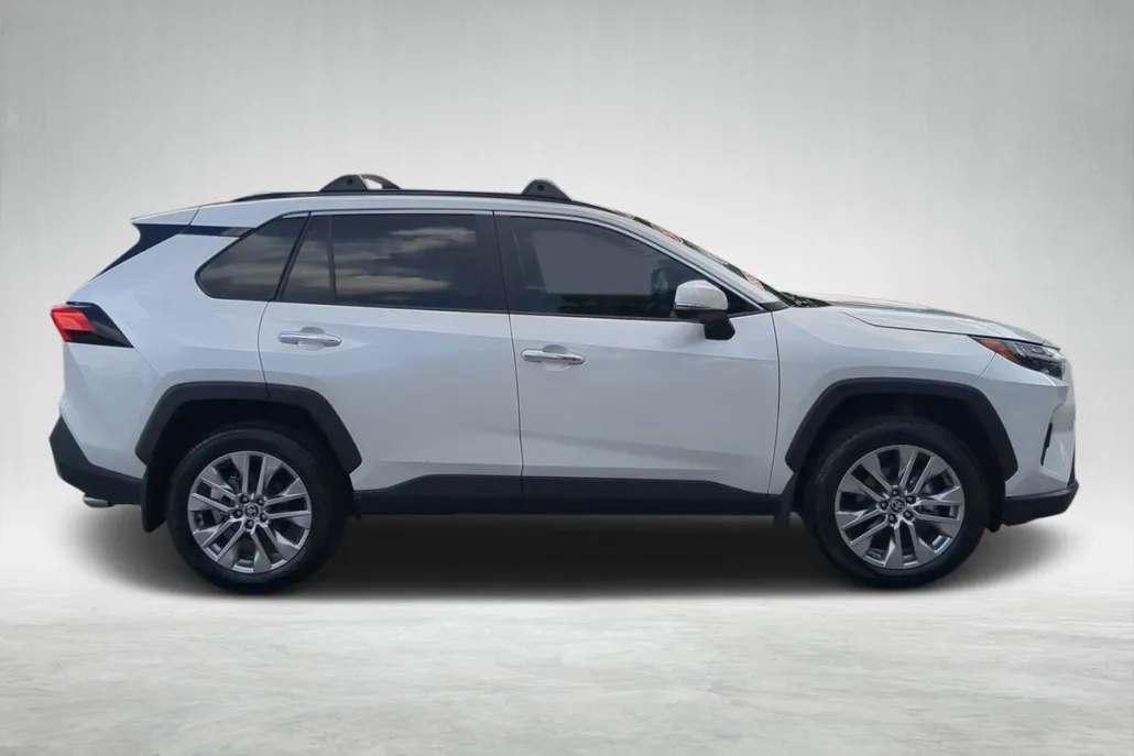 2025 Toyota RAV4 Limited photo 1
