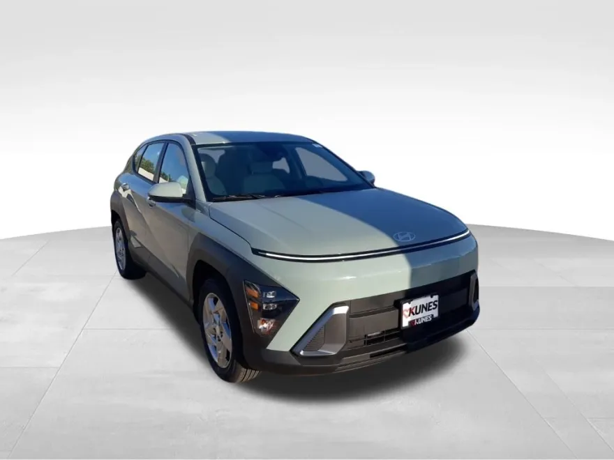 2026 Hyundai Kona SE photo 1