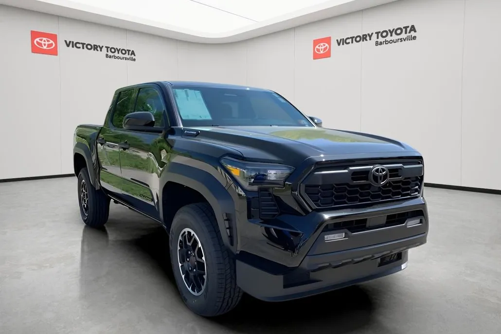 2025 Toyota Tacoma TRD Off-Road 4x4 Double Cab photo 1