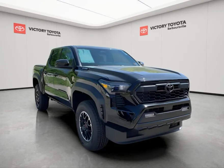 2025 Toyota Tacoma TRD Off-Road 4x4 Double Cab photo 1