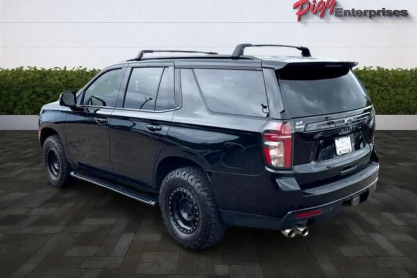 2023 Chevrolet Tahoe Z71 photo 1