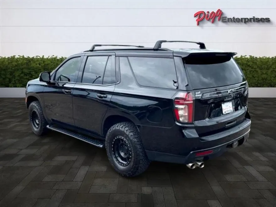 2023 Chevrolet Tahoe Z71 photo 1