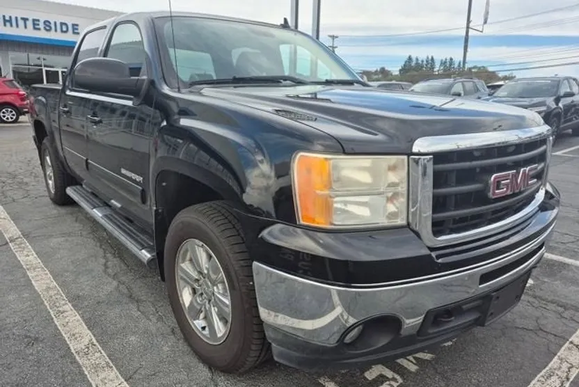 2011 Gmc Sierra 1500 SLT photo 1