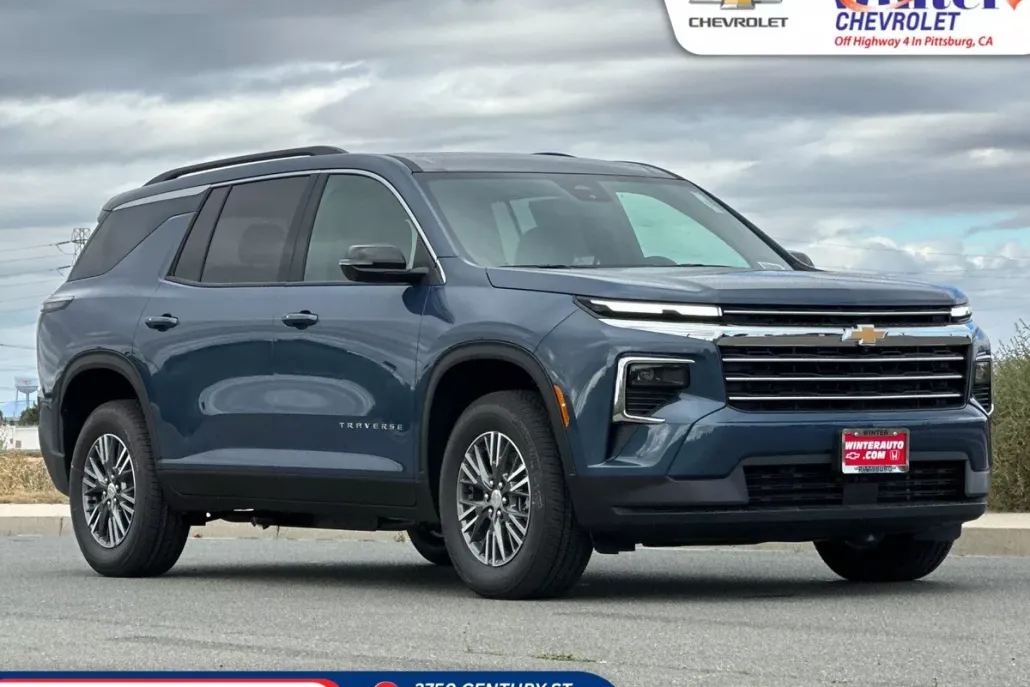 2026 Chevrolet Traverse photo 1