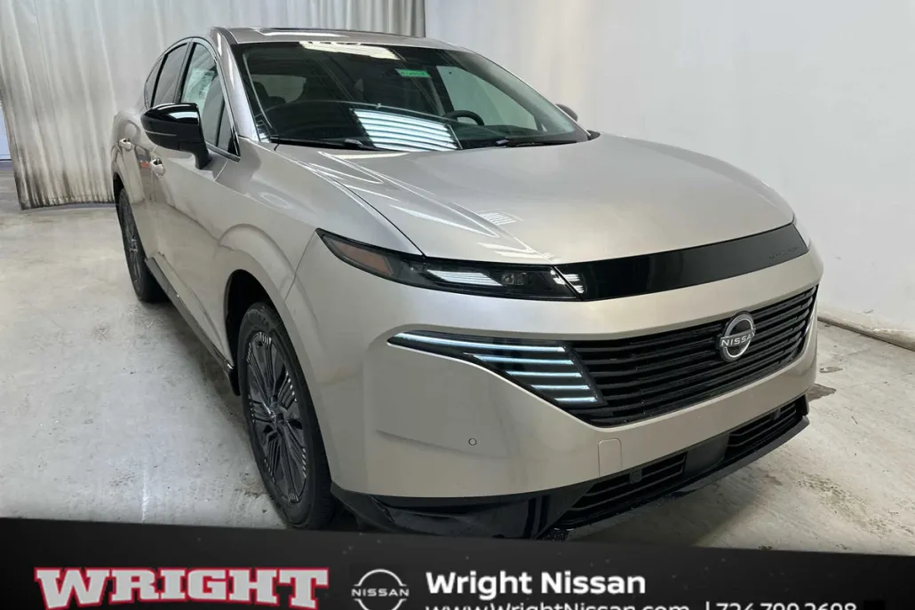 2025 Nissan Murano Platinum photo 1