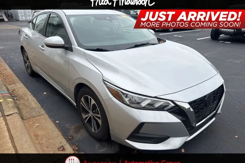 2022 Nissan Sentra SV photo 1