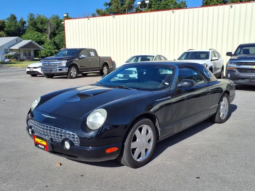 2002 Ford Thunderbird Deluxe photo 1