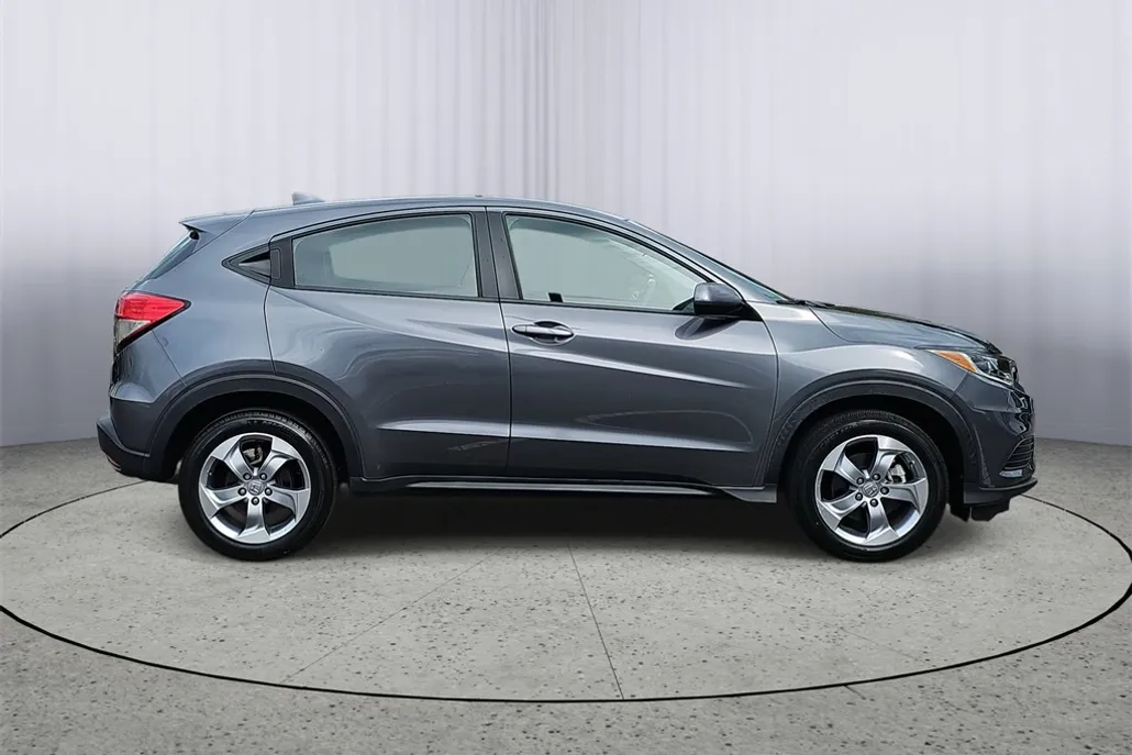 2022 Honda HR-V LX photo 1