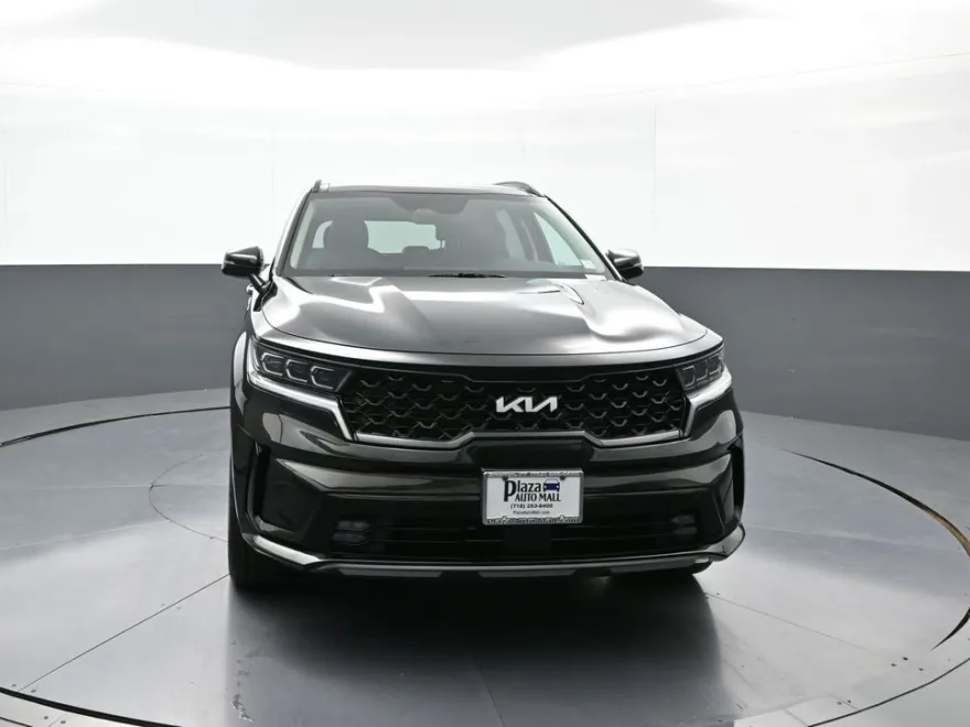 2022 Kia Sorento SX photo 1