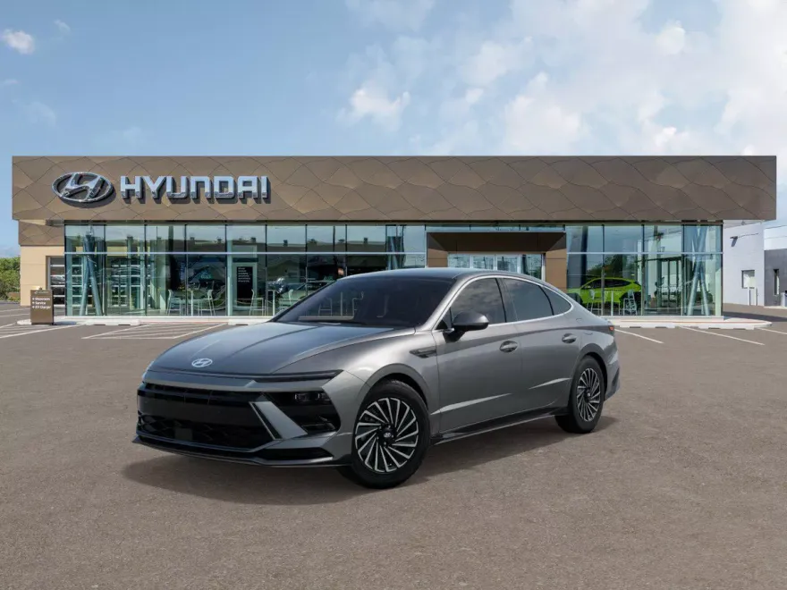 2025 Hyundai Sonata Hybrid SEL photo 1