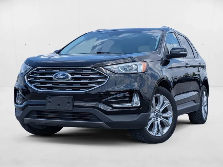 2019 Ford Edge Titanium photo 1