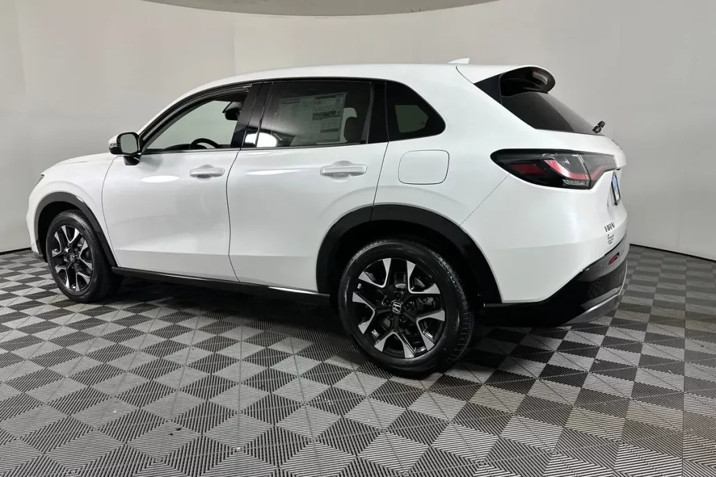 2026 Honda HR-V EX-L photo 1
