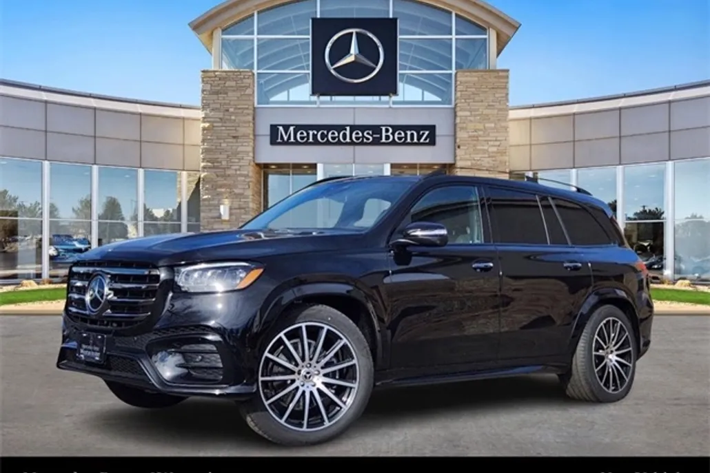 2025 Mercedes Benz GLS 450 4MATIC photo 1