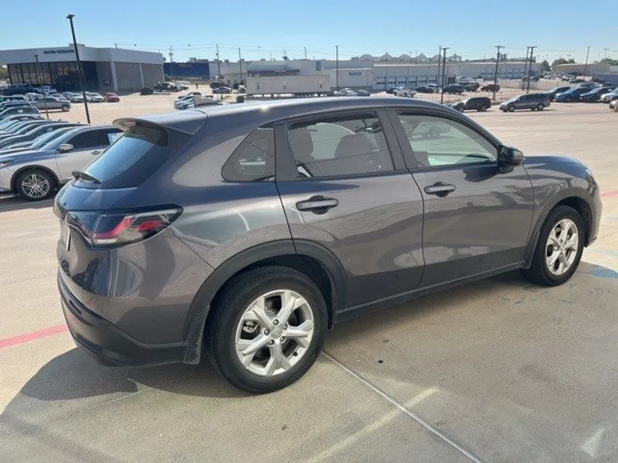 2023 Honda HR-V LX 2WD photo 1