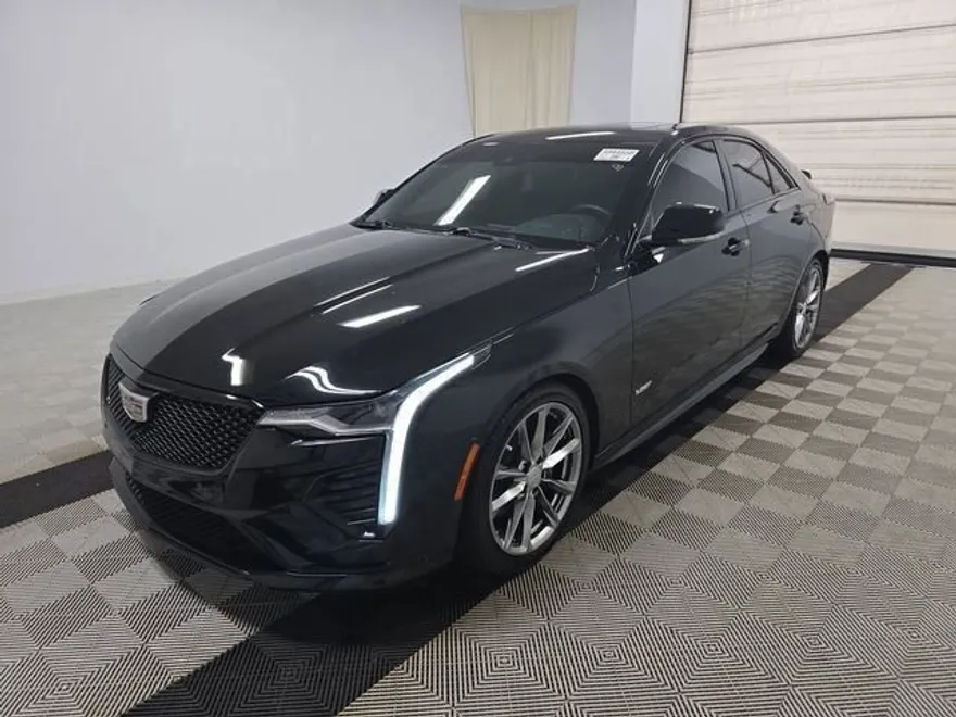 2023 Cadillac CT4 photo 1