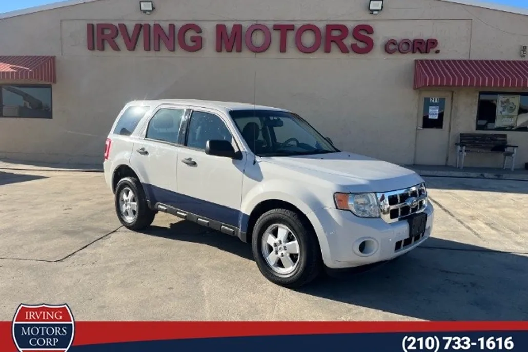 2012 Ford Escape XLS photo 1