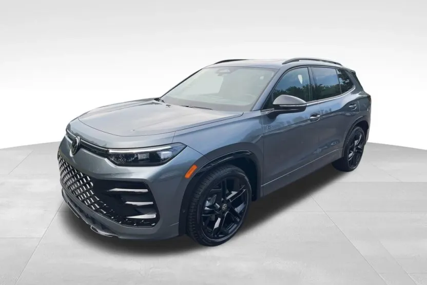 2025 Volkswagen Tiguan SE R-Line Black photo 1