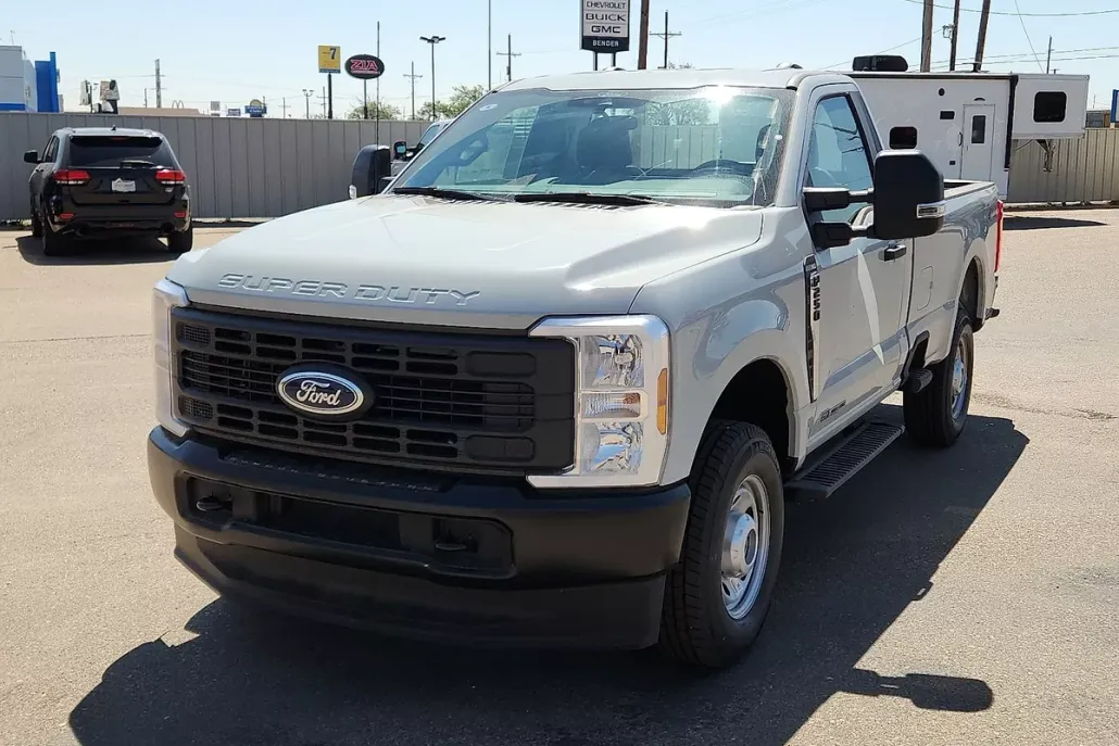 2025 Ford F-250 photo 1