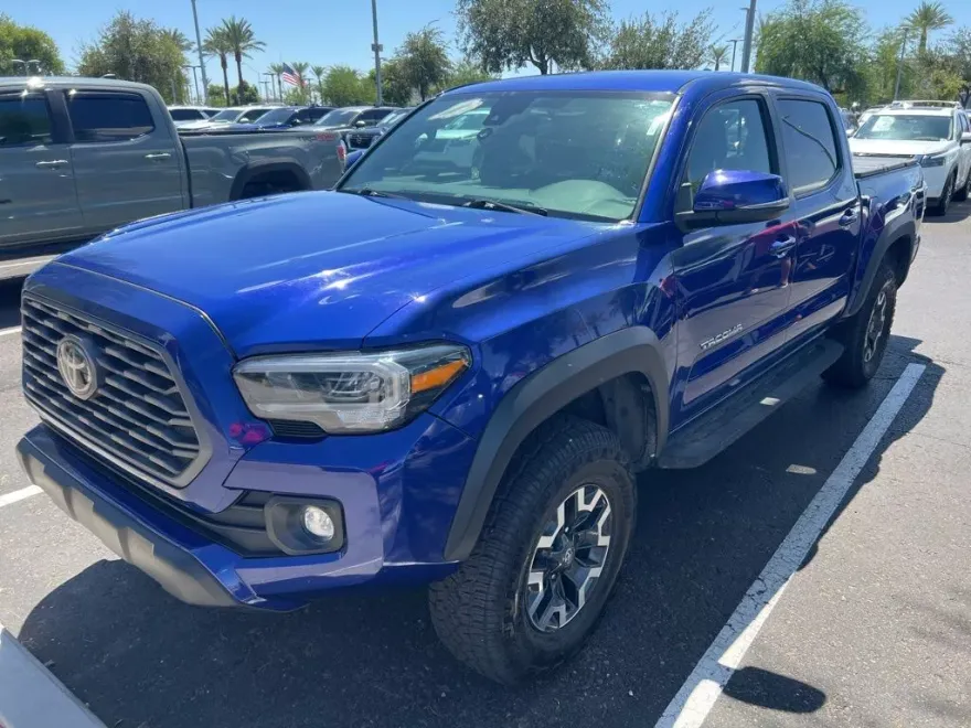 2022 Toyota Tacoma TRD Off-Road V6 photo 1