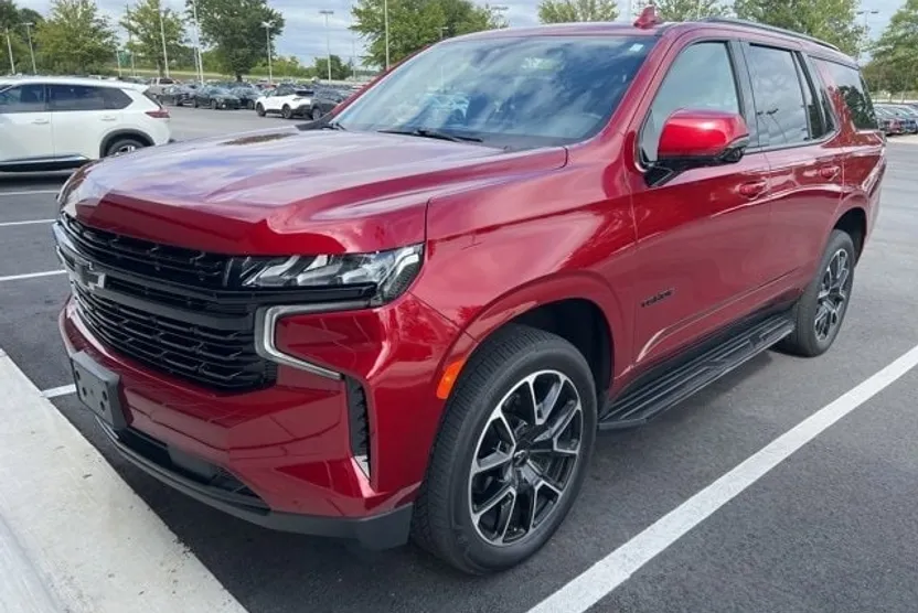 2023 Chevrolet Tahoe RST photo 1