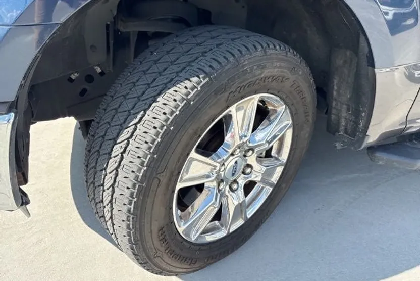 2016 Ford F-150 XLT photo 1
