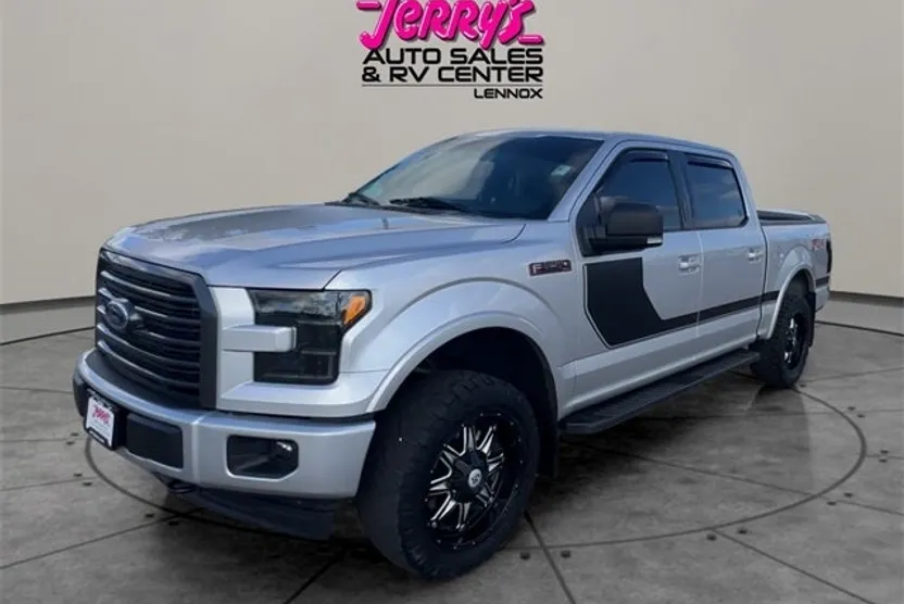 2017 Ford F-150 XLT photo 1