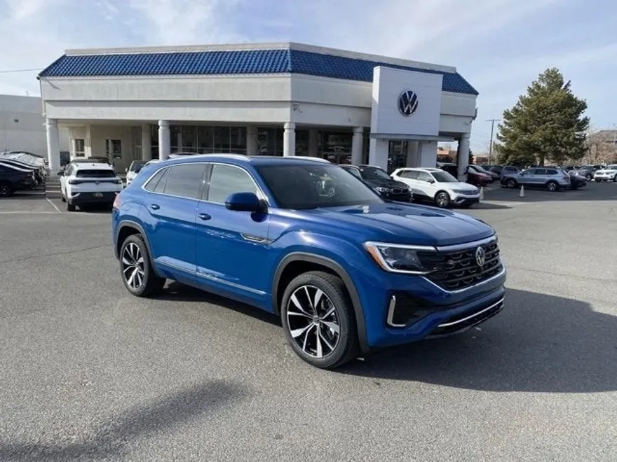 2025 Volkswagen Atlas Cross Sport SEL Premium R-Line photo 1