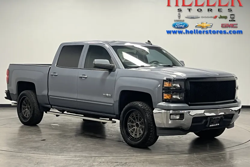 2015 Chevrolet Silverado 1500 LT photo 1