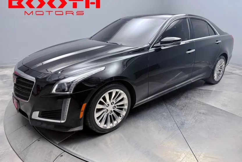 2017 Cadillac CTS Luxury photo 1