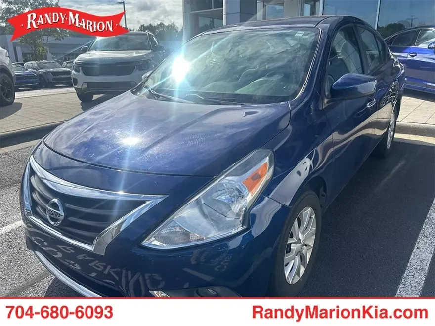 2018 Nissan Versa 1.6 SV photo 1