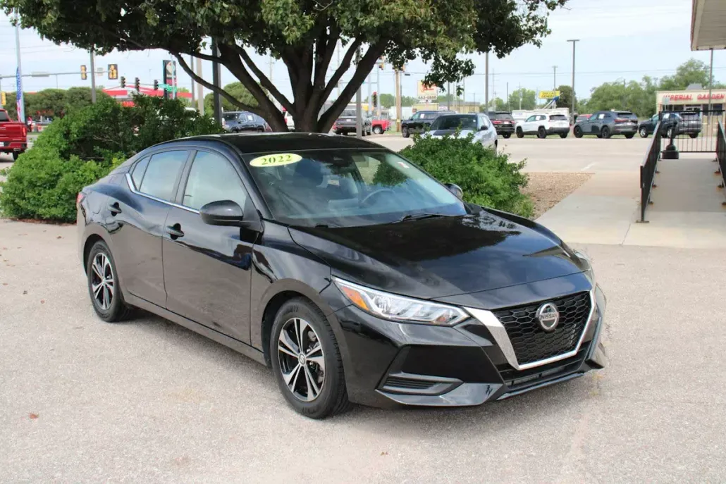 2022 Nissan Sentra SV photo 1