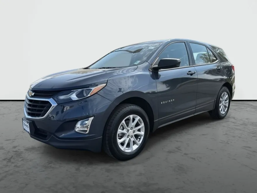 2018 Chevrolet Equinox LS photo 1